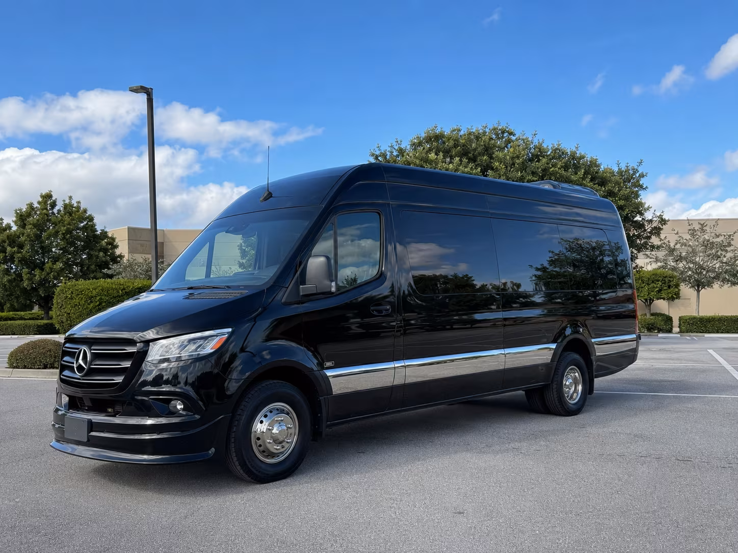 easily book transportation for your next concert or music festival 1