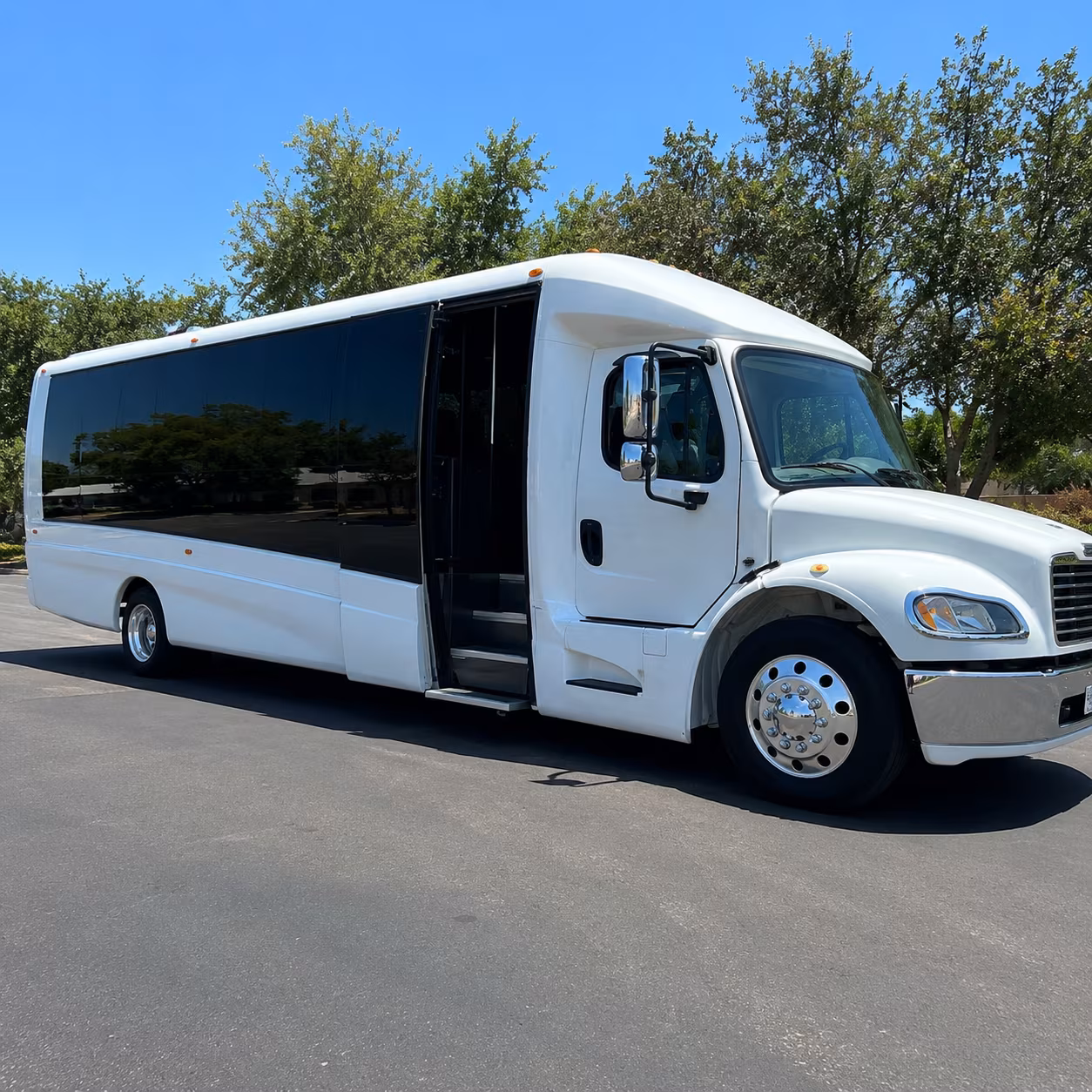 easily book transportation for your next wedding 1