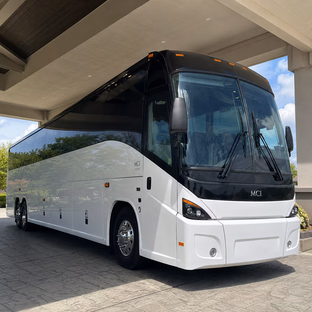 long distance charter buses for queen creek groups heading to tucson flagstaff and beyond
