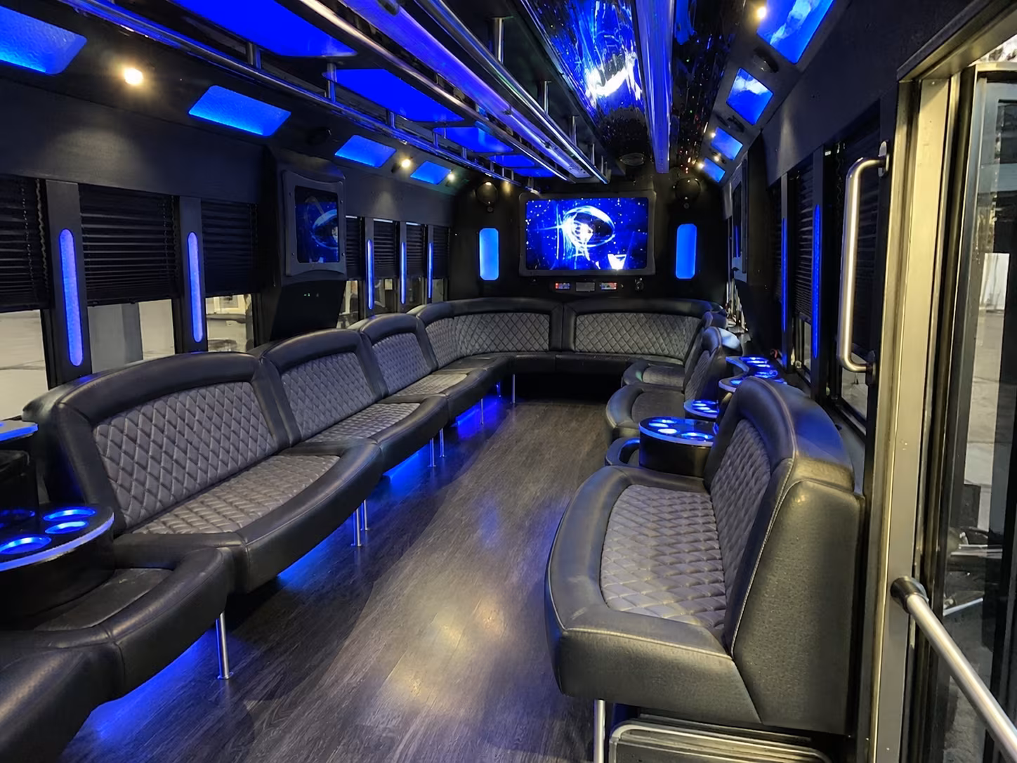 queen creek 28 passenger party bus interior