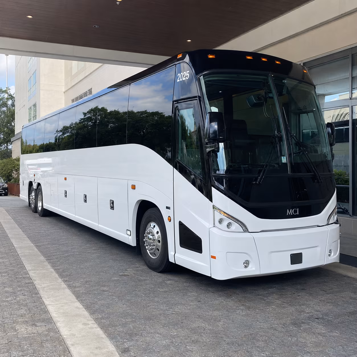 queen creek 54 passenger charter bus