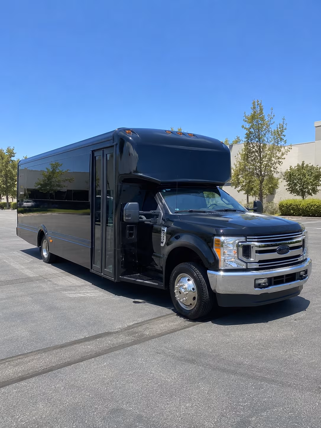 queen creek bachelor party bus rentals for golf course crawls